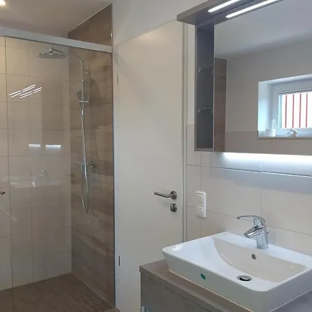 Holiday home Kondor 61